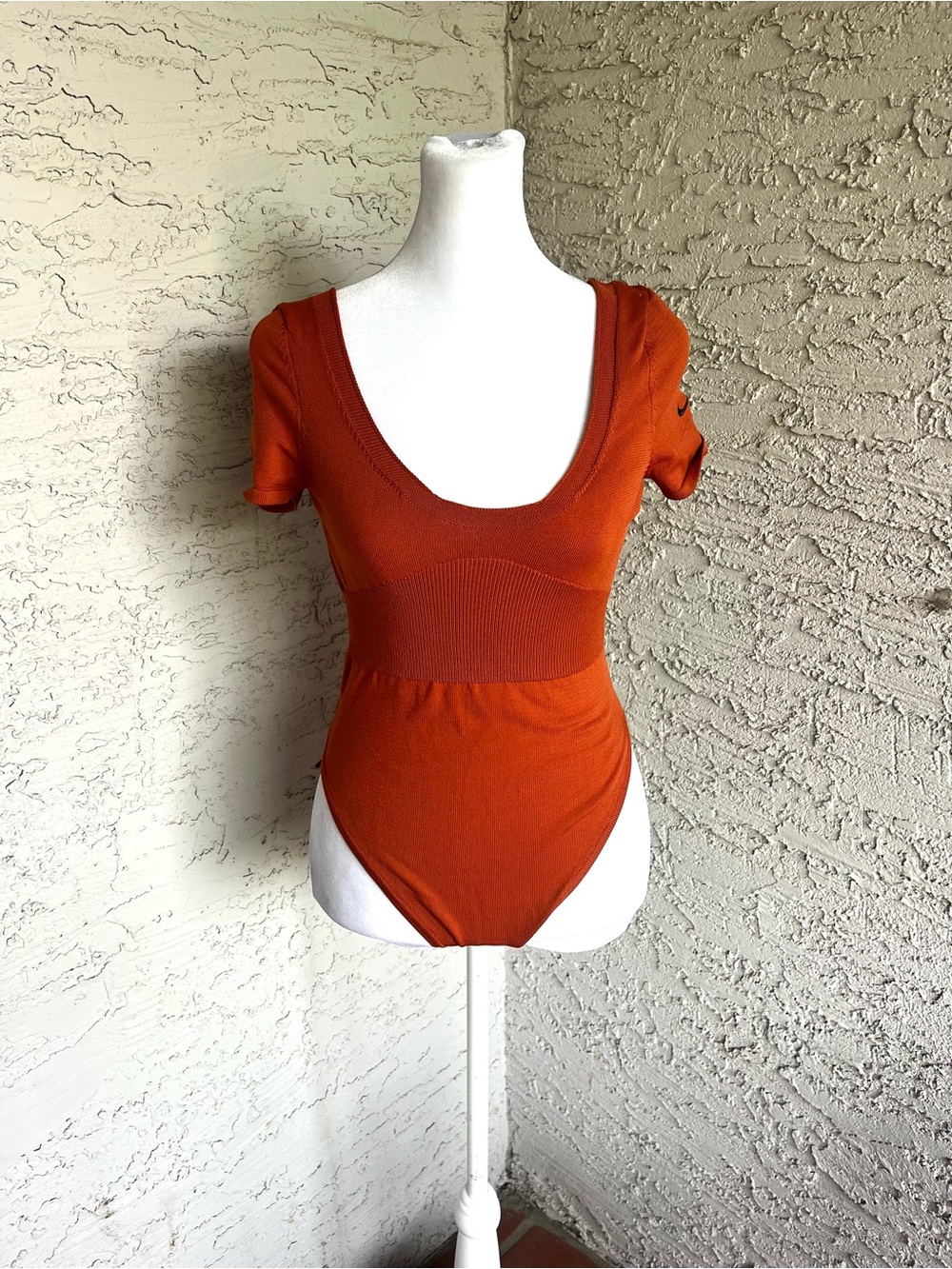 Nike Chill Knit Tight Sweater Open Back Short Sleeve Bodysuit XS